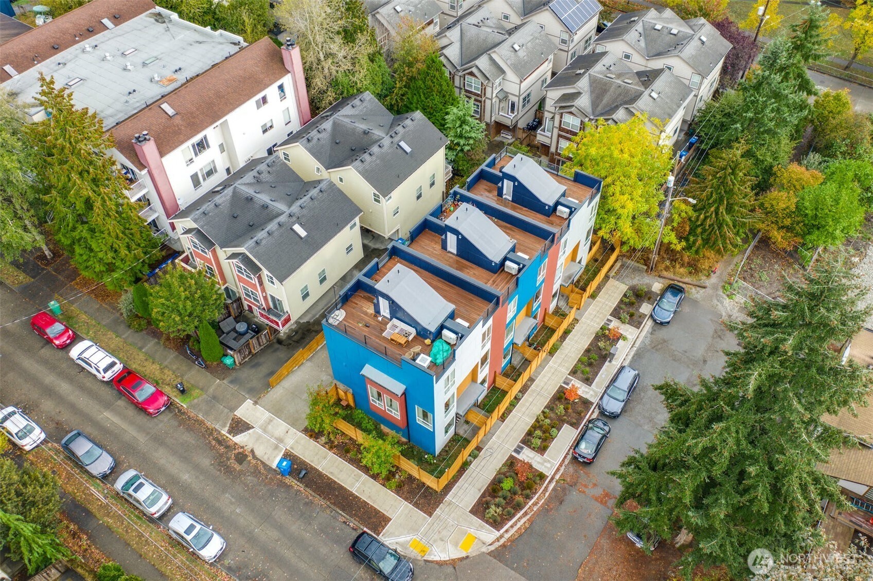 1400 North 95th Street Seattle, WA 98103 - Photo 3 of 27 an aerial view of a building and outdoor space