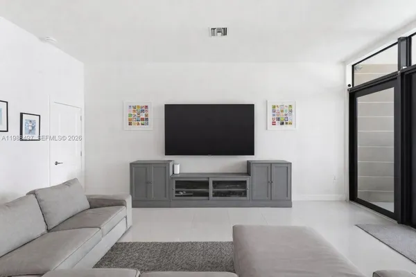 $1,995,000 | 3407 Day Avenue, Unit 3407, Miami, FL 33133