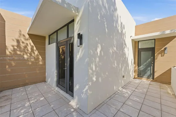 $1,995,000 | 3407 Day Avenue, Unit 3407, Miami, FL 33133