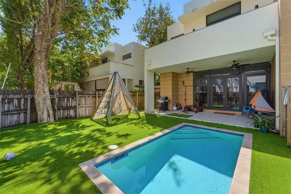 $1,995,000 | 3407 Day Avenue, Unit 3407, Miami, FL 33133