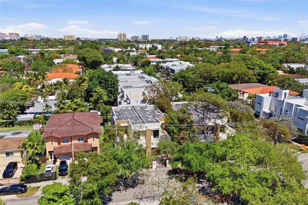$1,995,000 | 3407 Day Avenue, Unit 3407, Miami, FL 33133