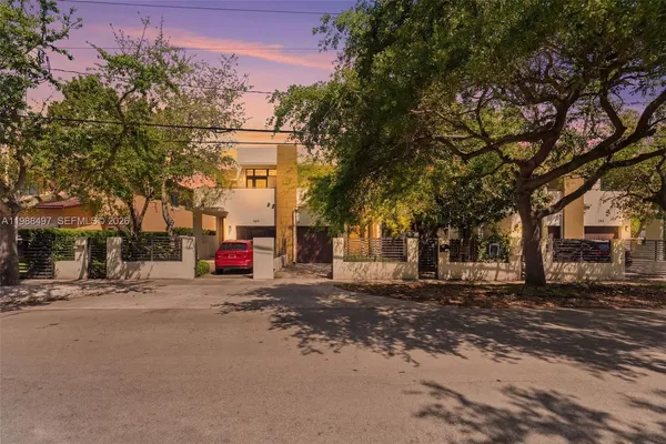 $1,995,000 | 3407 Day Avenue, Unit 3407, Miami, FL 33133