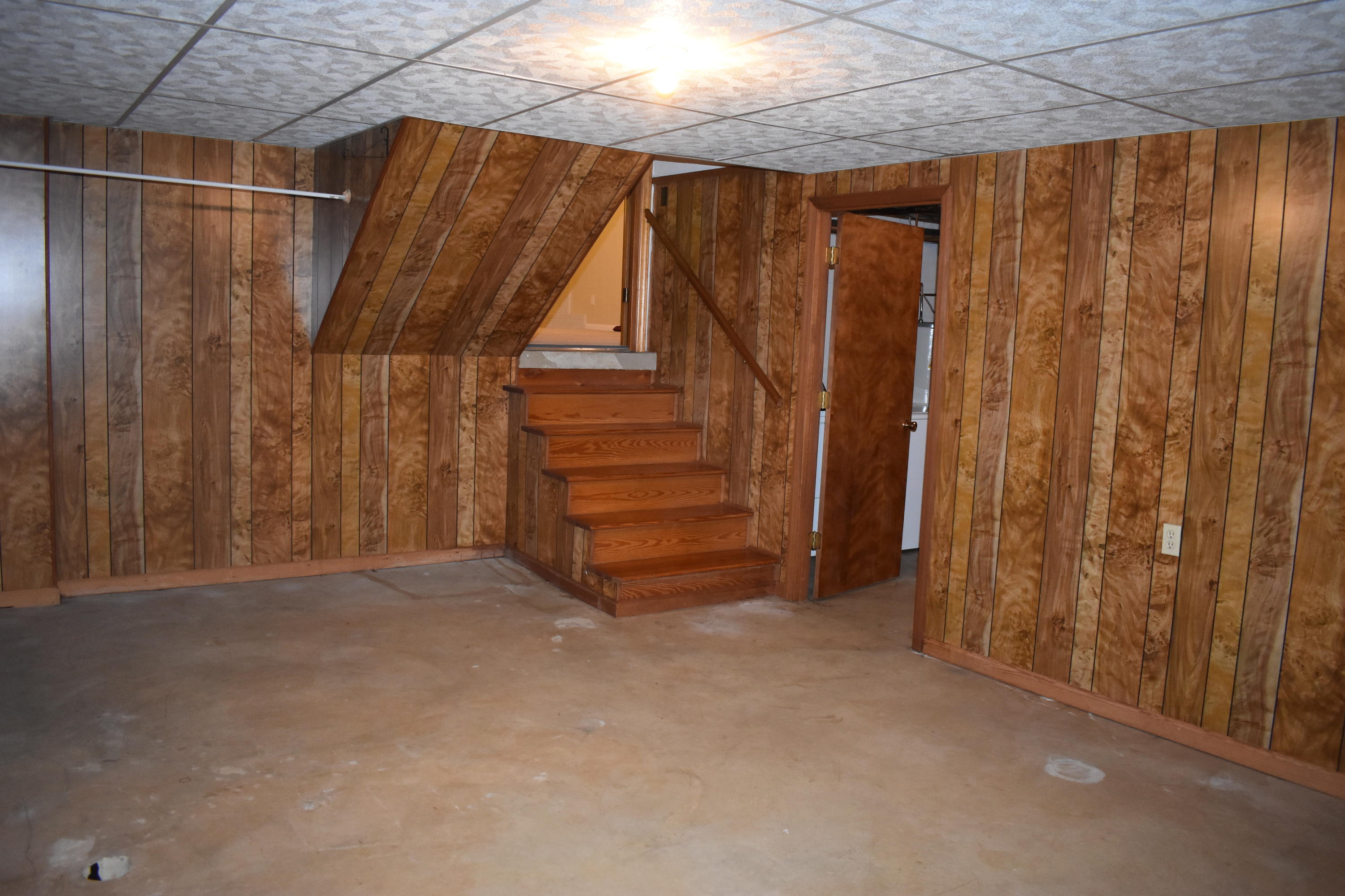 7003 Franklin Road Boones Mill, VA 24065 - Photo 28 of 30 DSC_0059