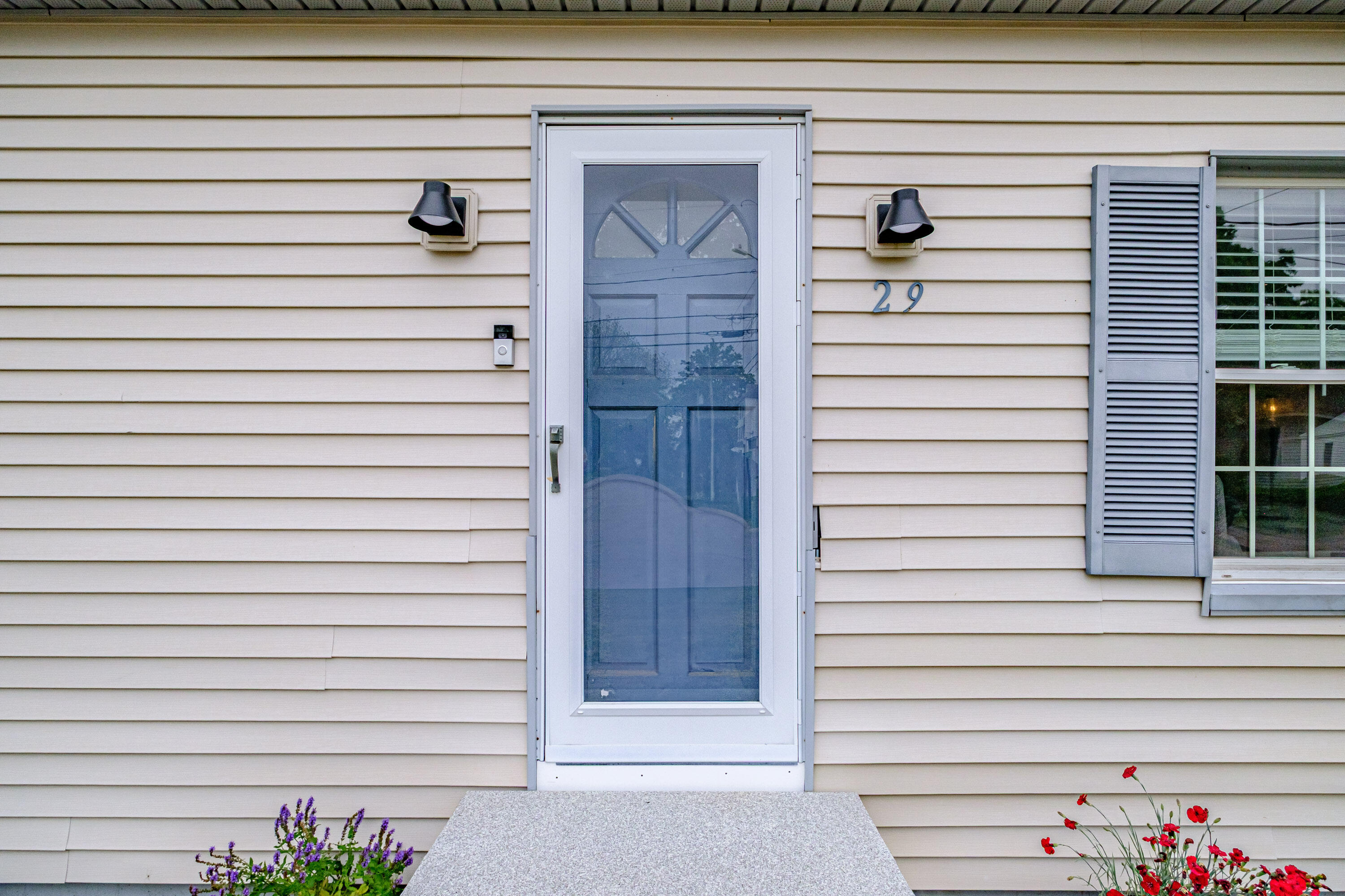 29 Harding Street Biddeford, ME 04005 - Photo 2 of 55 20250609gp-62006