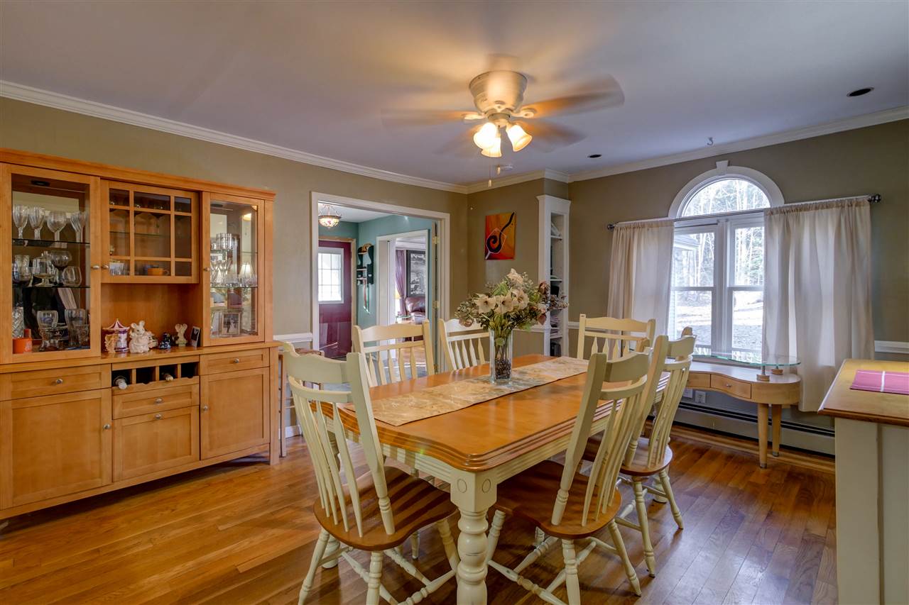 174 Fremont Road Sandown, NH 03873 - Photo 6 of 40