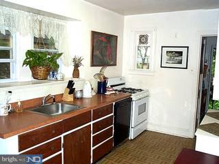 415 East Darby Road Havertown, PA 19083 - Photo 4 of 6