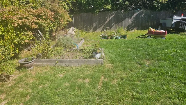 $450,000 | 876 Autumn Street, Dighton, MA 02764