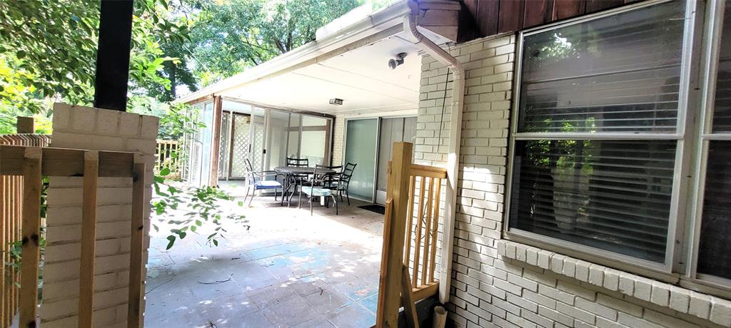 204 Overhill Drive Waxahachie, TX 75165 - Photo 36 of 40 a view of a porch with furniture