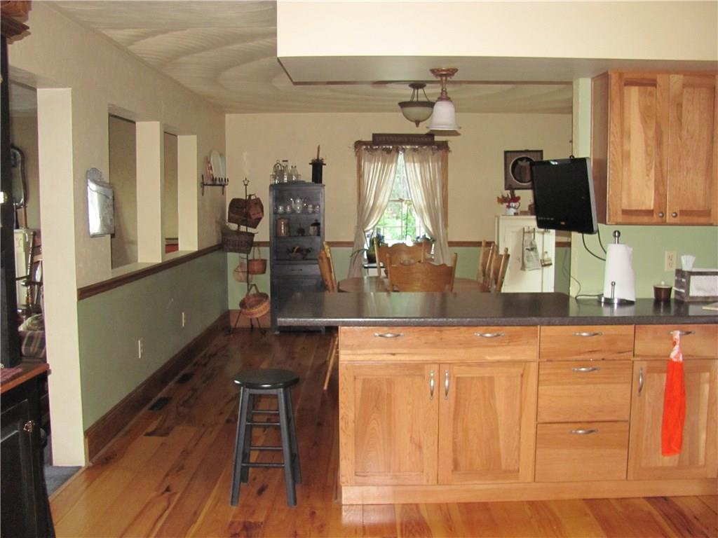 210 Oak Road Chicora, PA 16025 - Photo 4 of 24