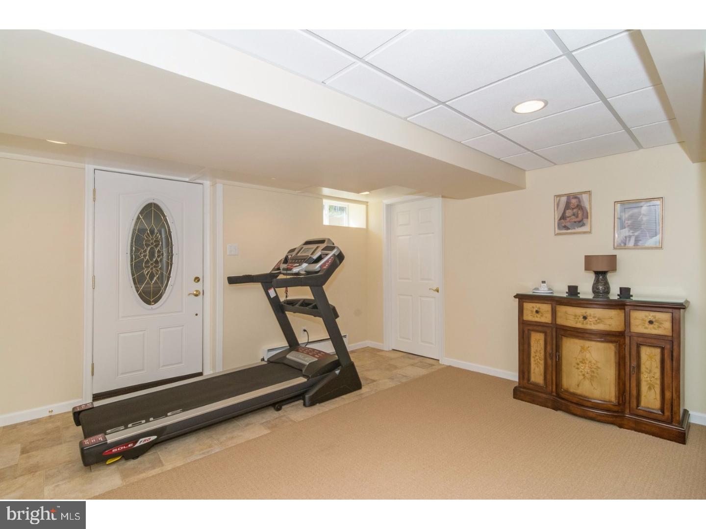 985 Independence Road Warminster, PA 18974 - Photo 19 of 22 Gallery Image 19