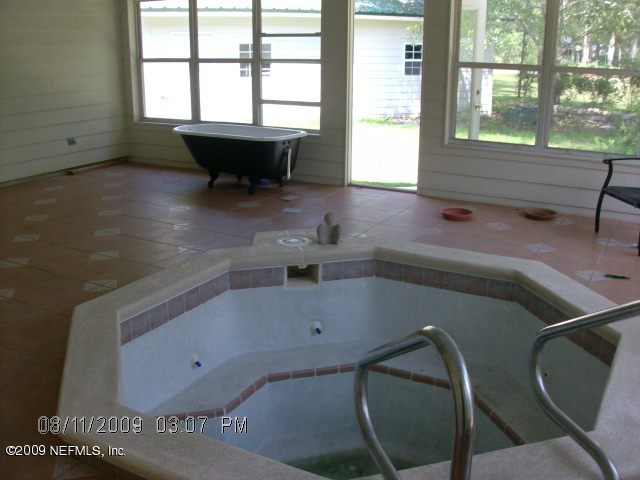2190 Treasure Point Road Green Cove Springs, FL 32043 - Photo 8 of 13 spa