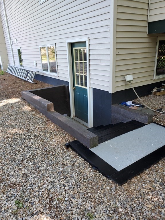 172 South Longyard Road Southwick, MA 01077 - Photo 4 of 26 Gallery Image 4