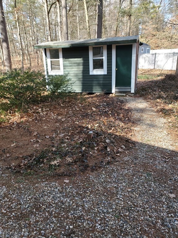 172 South Longyard Road Southwick, MA 01077 - Photo 8 of 26 Gallery Image 8