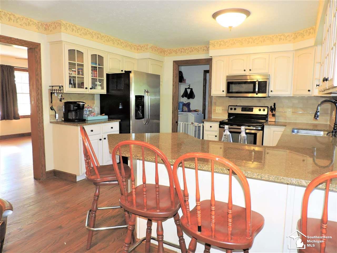 8399 Covert Road Petersburg, MI 49270 - Photo 8 of 24