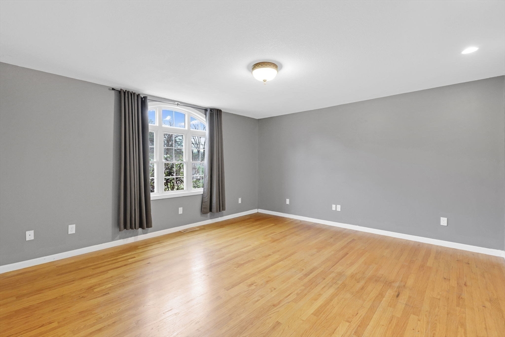 359 Springfield Street Palmer, MA 01069 - Photo 14 of 39