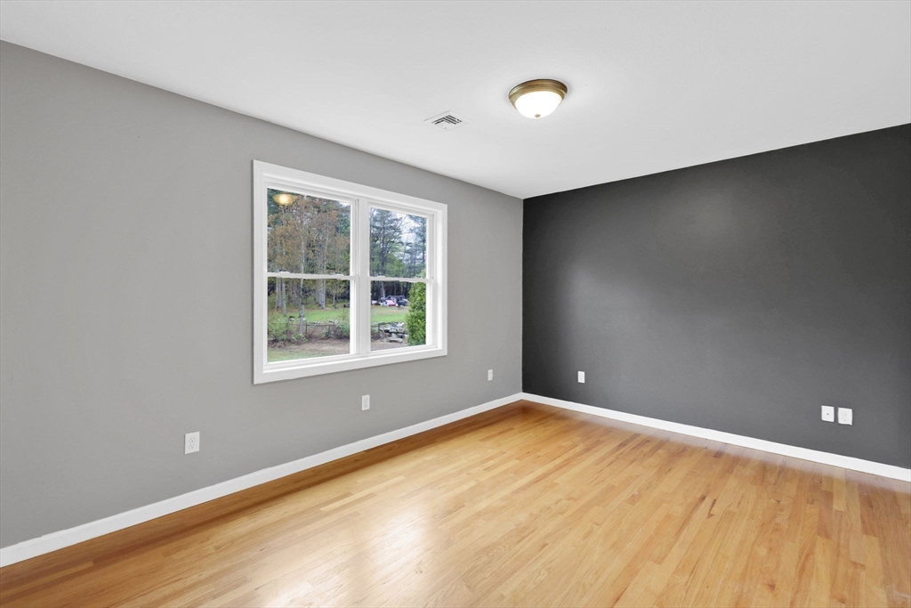 359 Springfield Street Palmer, MA 01069 - Photo 16 of 39