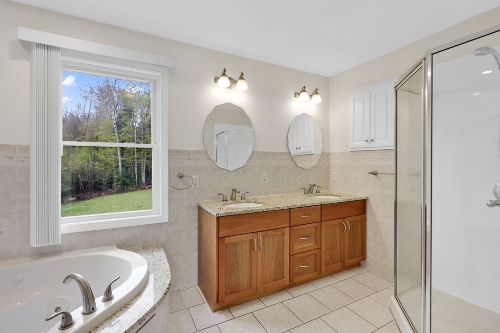359 Springfield Street Palmer, MA 01069 - Photo 23 of 39
