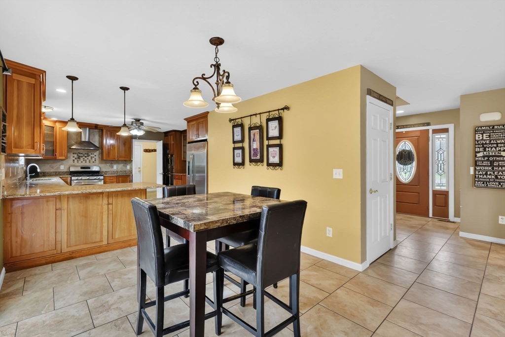 359 Springfield Street Palmer, MA 01069 - Photo 7 of 39