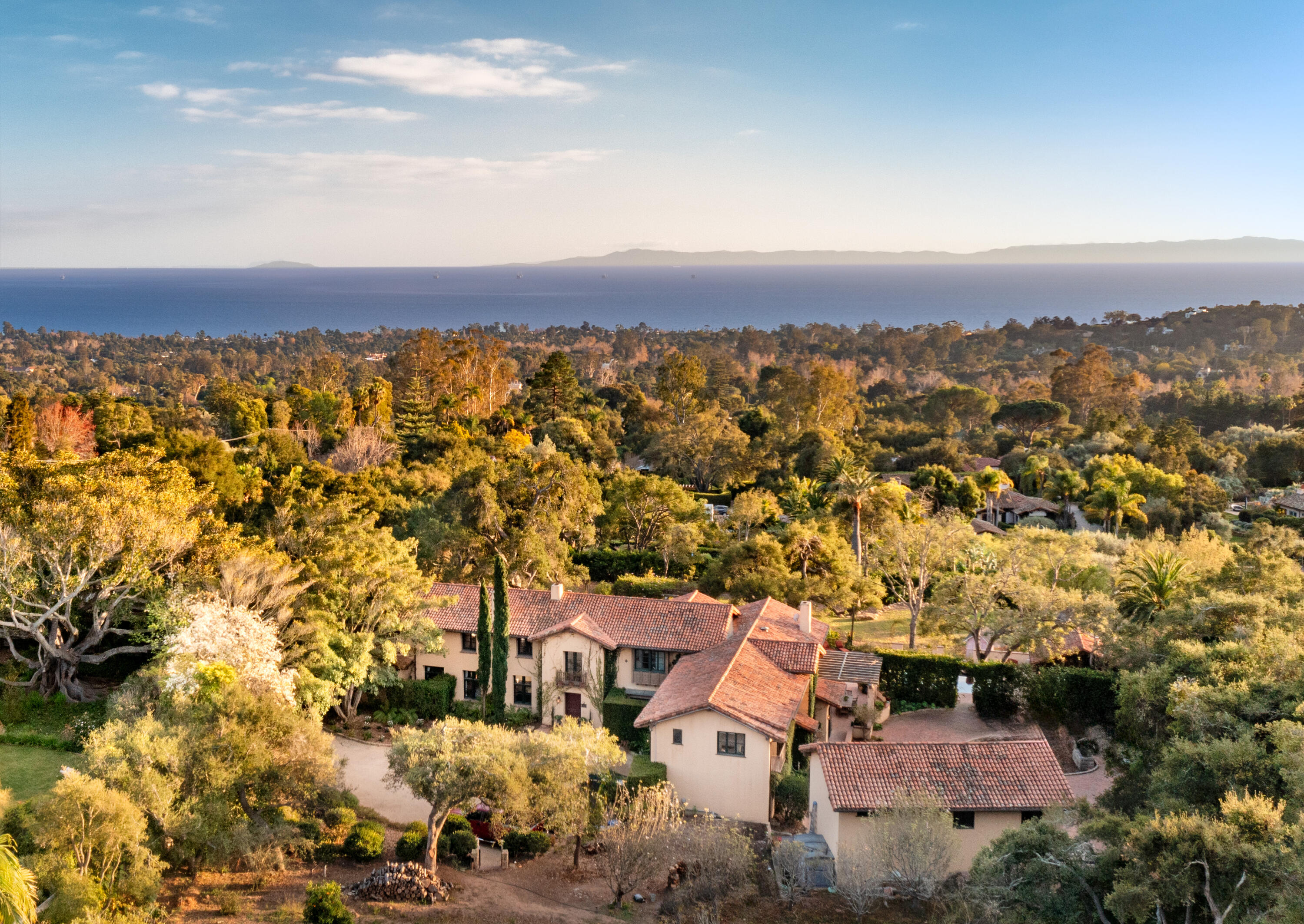 815 Hot Springs Road Montecito, CA 93108 - Photo 6 of 31 815HotSprings_12