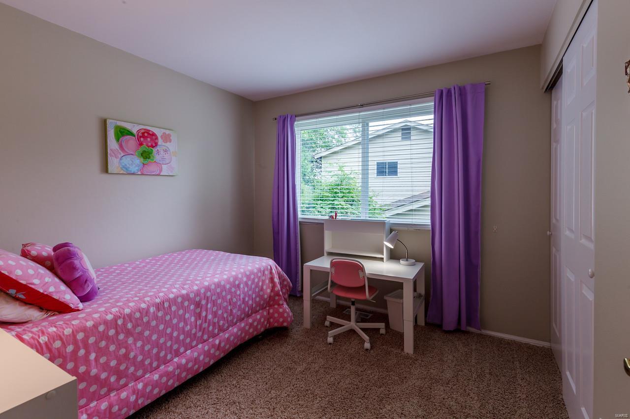 1214 Cedar Creek Road Chesterfield, MO 63017 - Photo 12 of 16 Gallery Image 12
