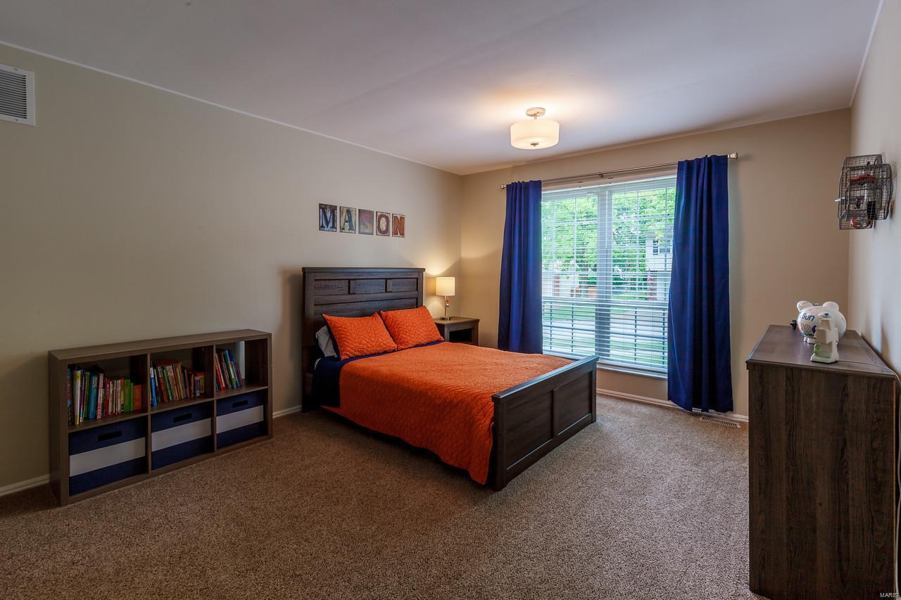 1214 Cedar Creek Road Chesterfield, MO 63017 - Photo 13 of 16 Gallery Image 13