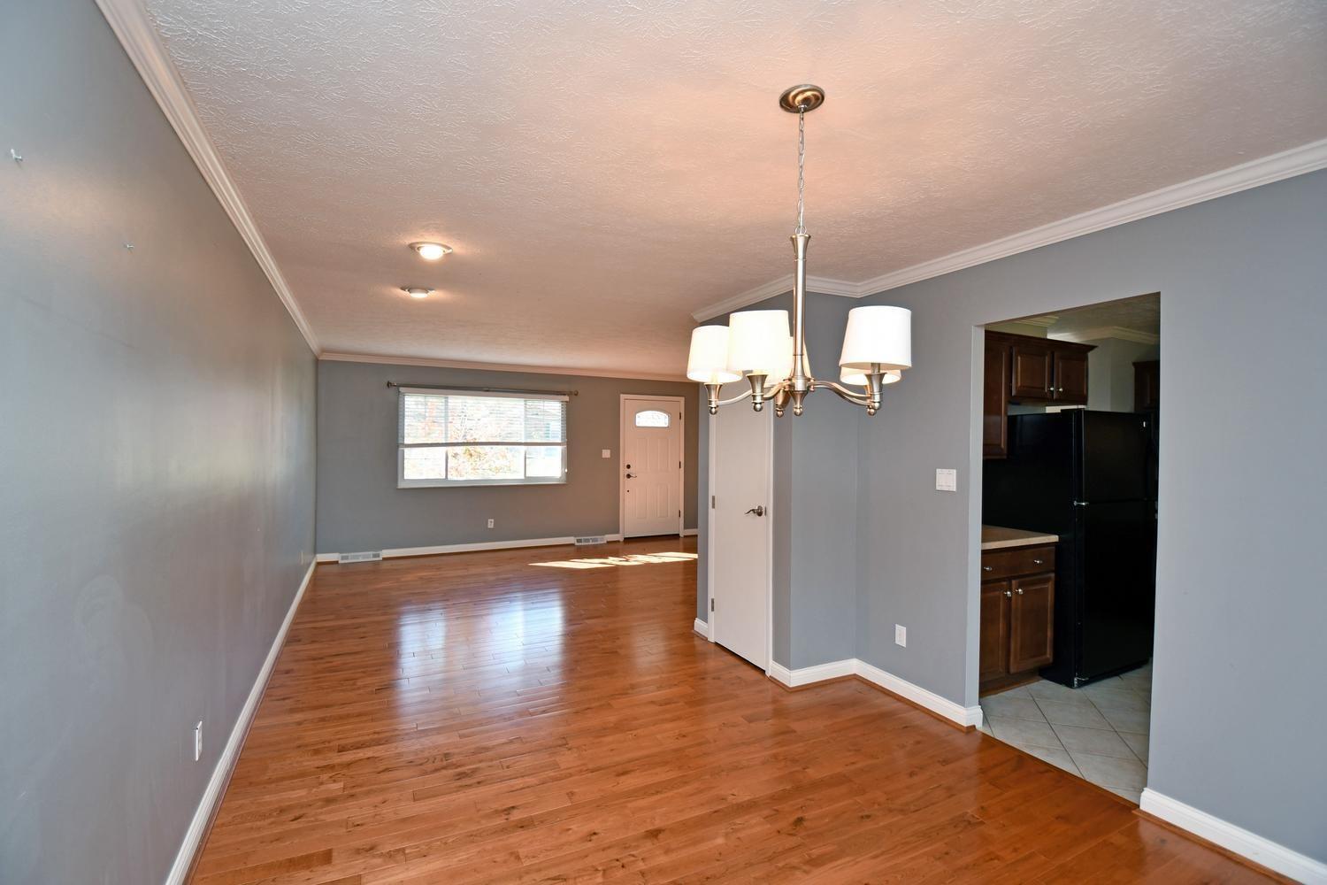 2946 Kleeman Road Cincinnati, OH 45211 - Photo 7 of 50 Gallery Image 7