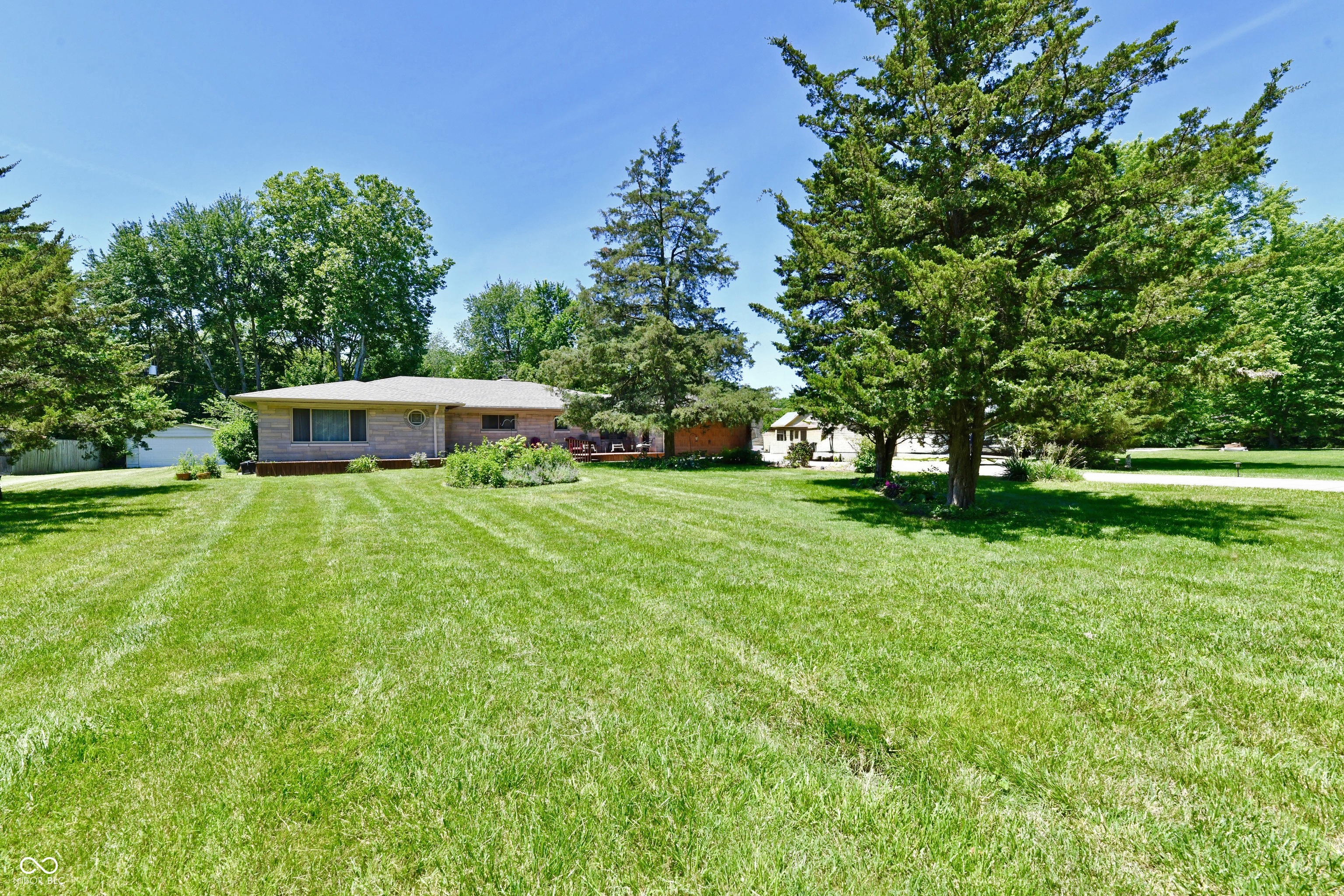 4040 Knollton Road Indianapolis, IN 46228 - Photo 1 of 24 Gallery Image 1