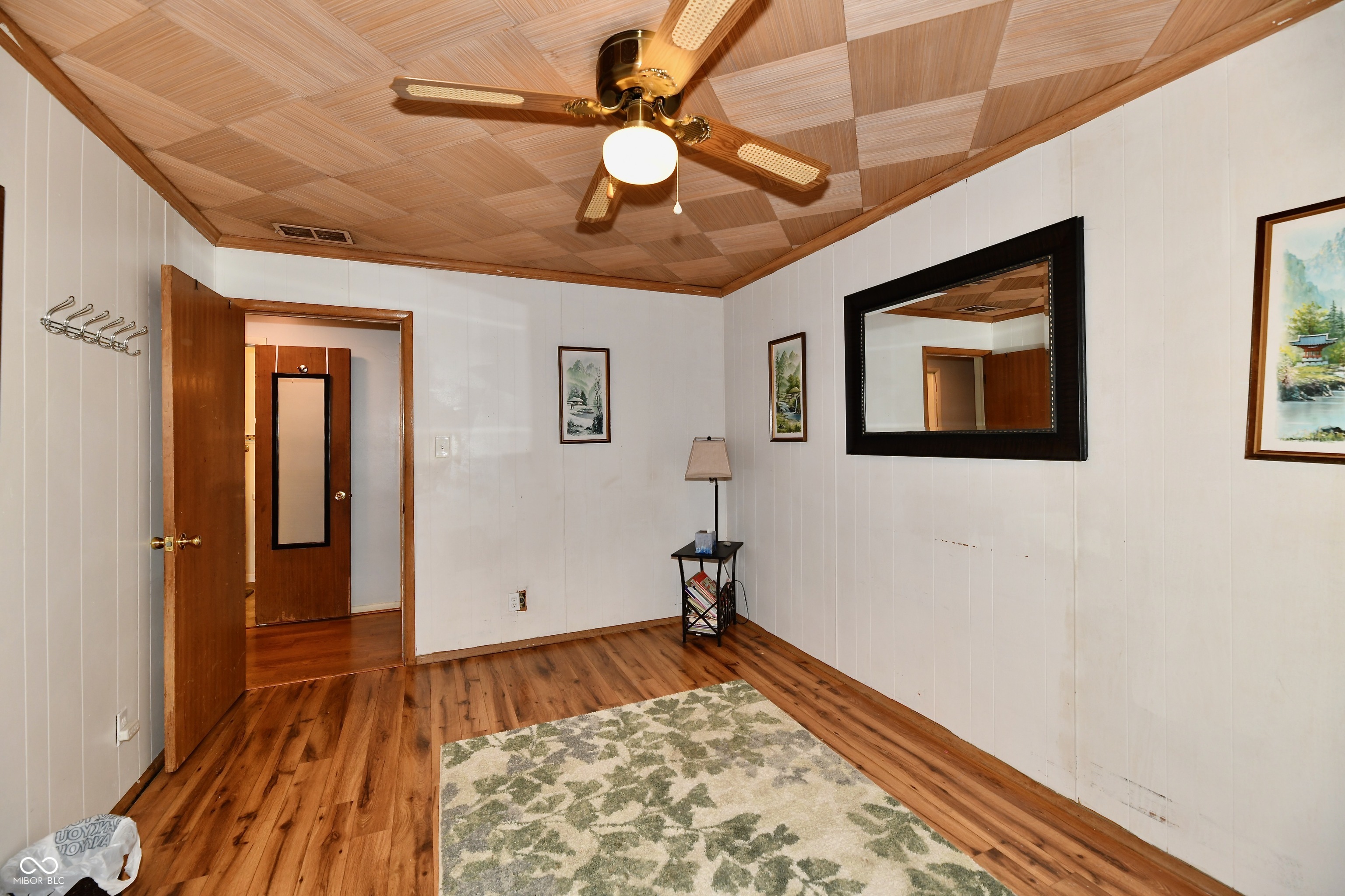 4040 Knollton Road Indianapolis, IN 46228 - Photo 18 of 24 Gallery Image 18