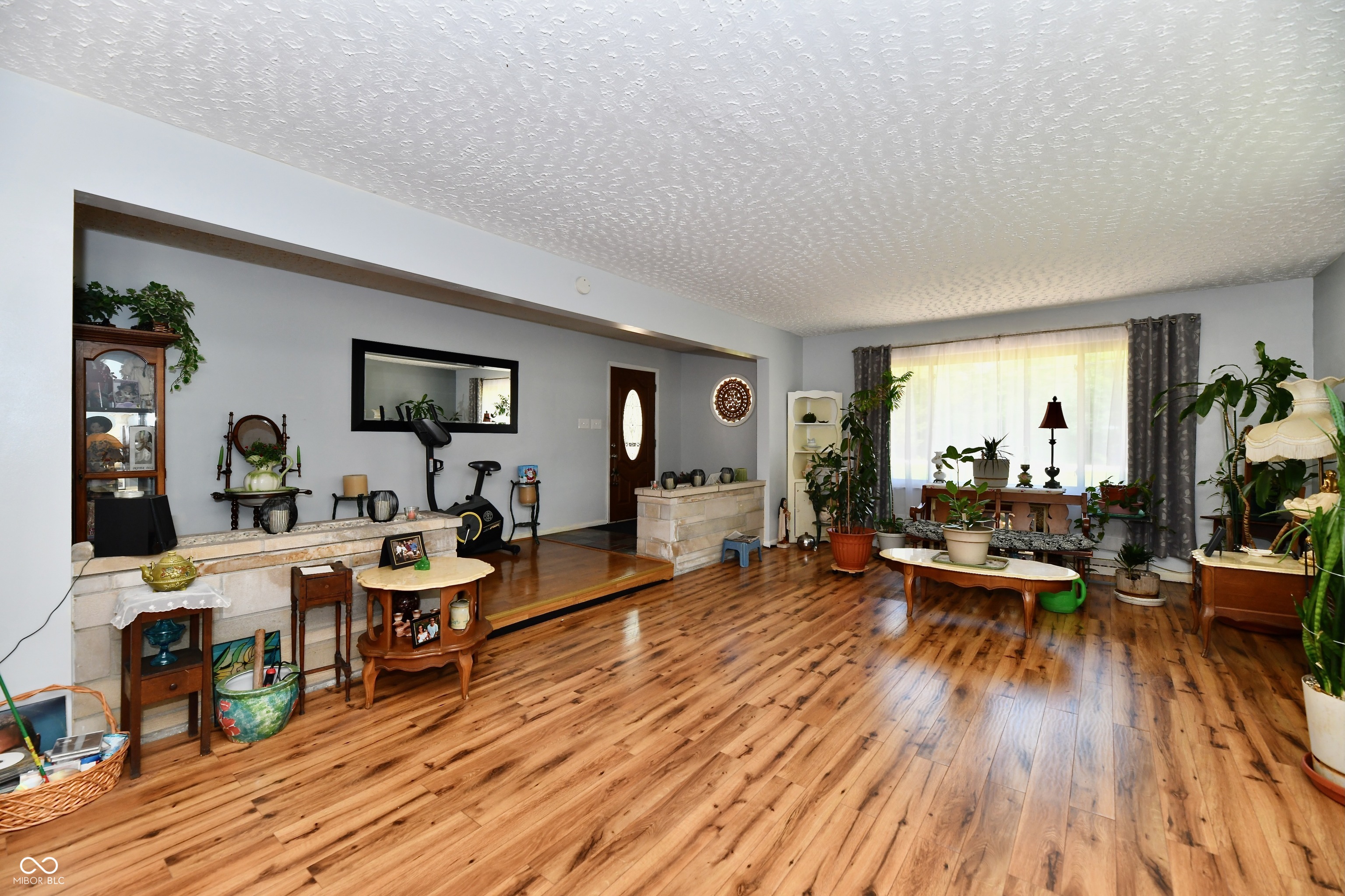 4040 Knollton Road Indianapolis, IN 46228 - Photo 5 of 24 Gallery Image 5