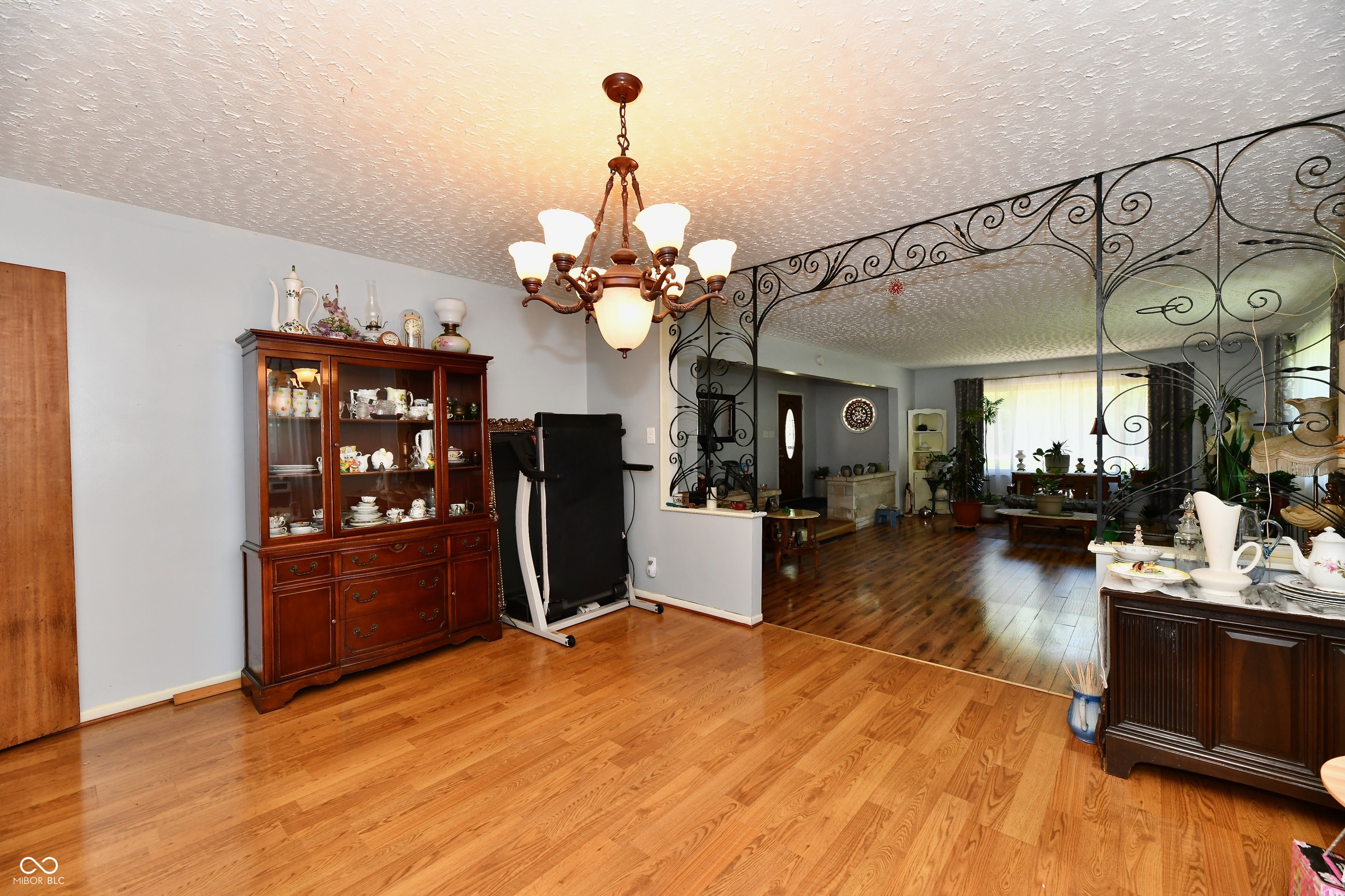 4040 Knollton Road Indianapolis, IN 46228 - Photo 6 of 24 Gallery Image 6