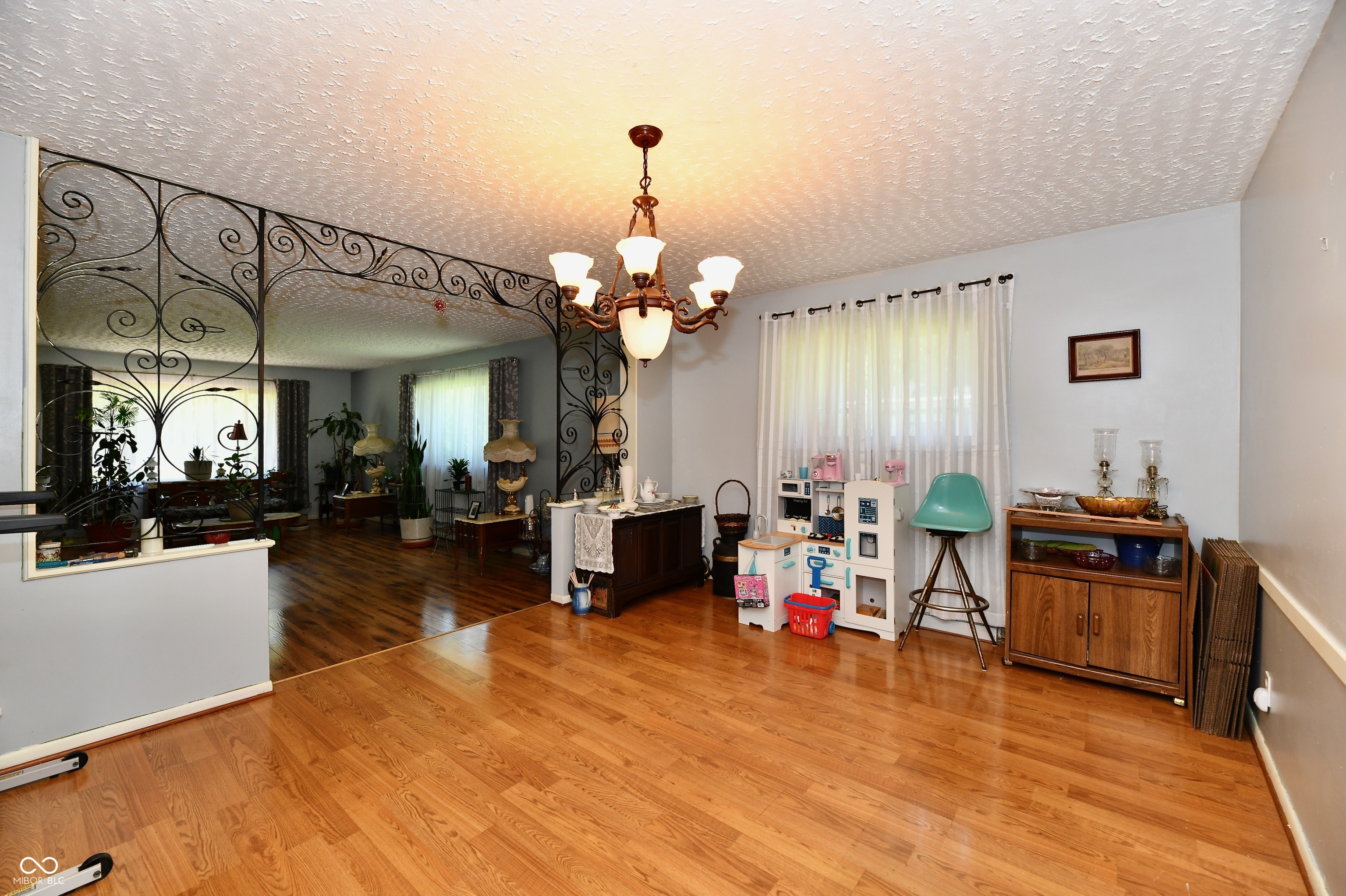 4040 Knollton Road Indianapolis, IN 46228 - Photo 7 of 24 Gallery Image 7