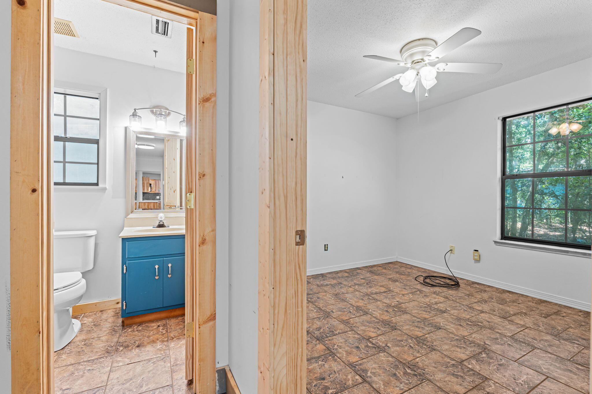 722 Mallet Bayou Road Freeport, FL 32439 - Photo 26 of 47 26-web-or-mls-722 Mallet-26