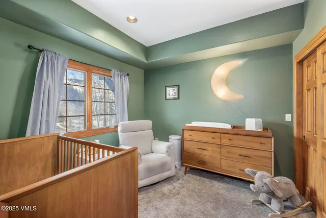 a livingroom with window