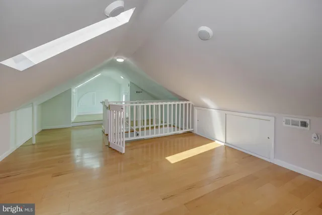 $6,000 | 8020 Park Lane, Bethesda, MD 20814