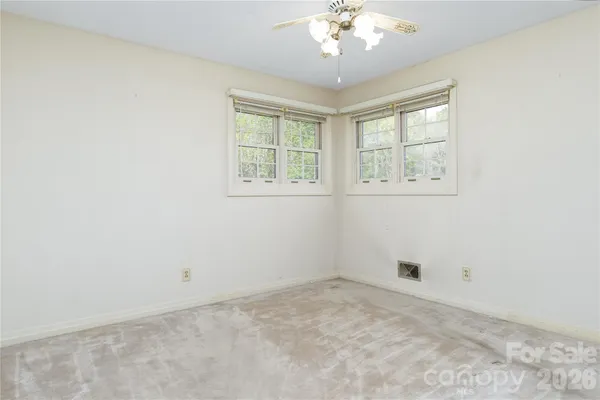 $189,900 | 537 32nd Street Southwest, Hickory, NC 28602
