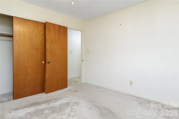 $189,900 | 537 32nd Street Southwest, Hickory, NC 28602