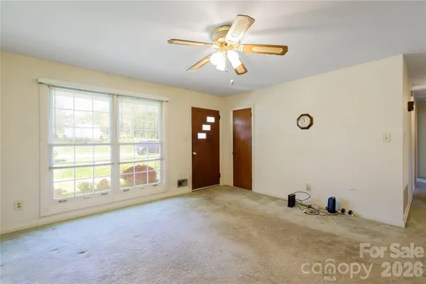 $189,900 | 537 32nd Street Southwest, Hickory, NC 28602