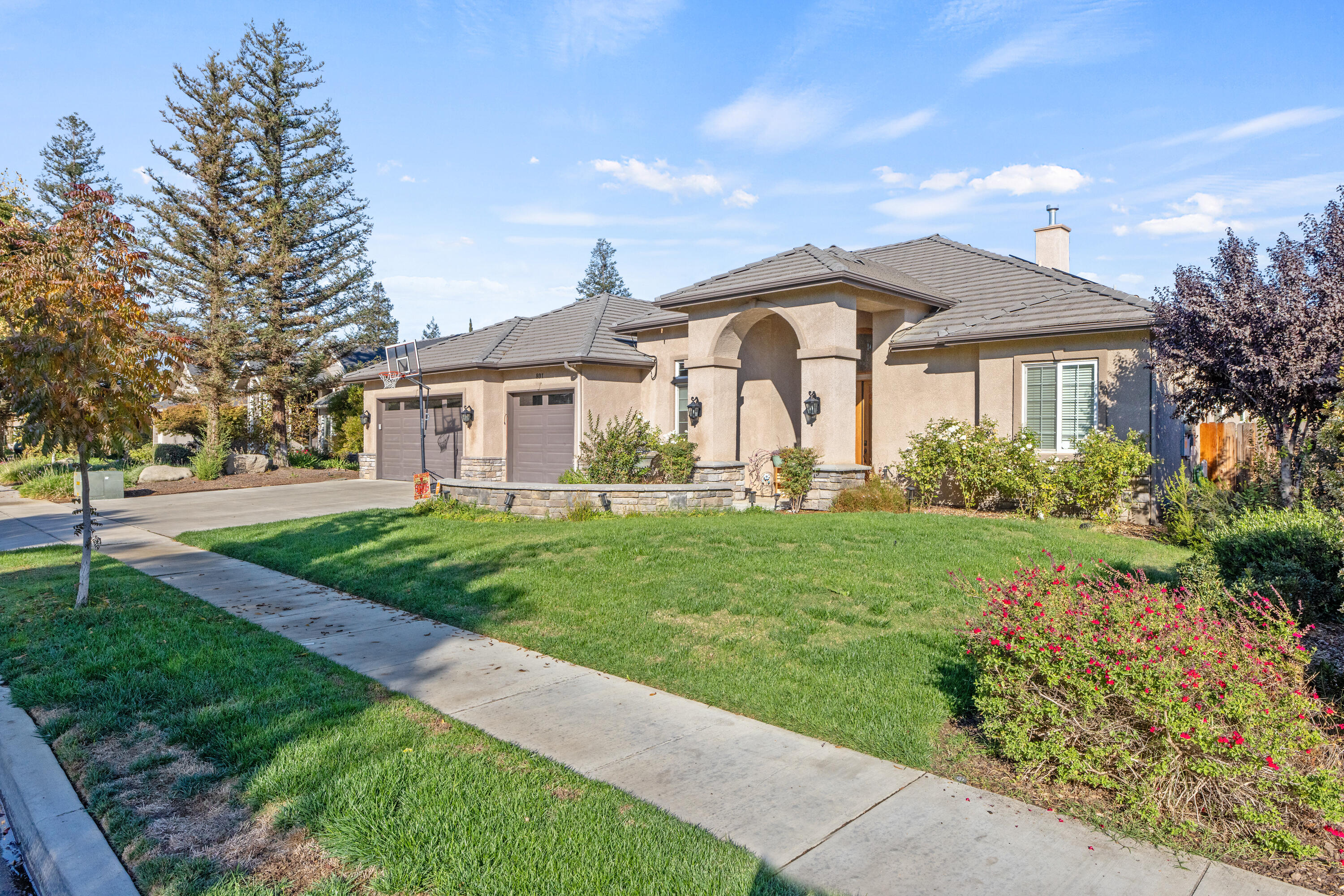 801 Davis Street Exeter, CA 93221 - Photo 2 of 53 713A6262