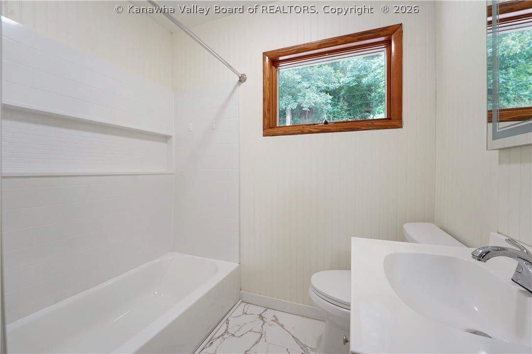 812 Chappell Road Charleston, WV 25304 - Photo 13 of 24 Gallery Image 13