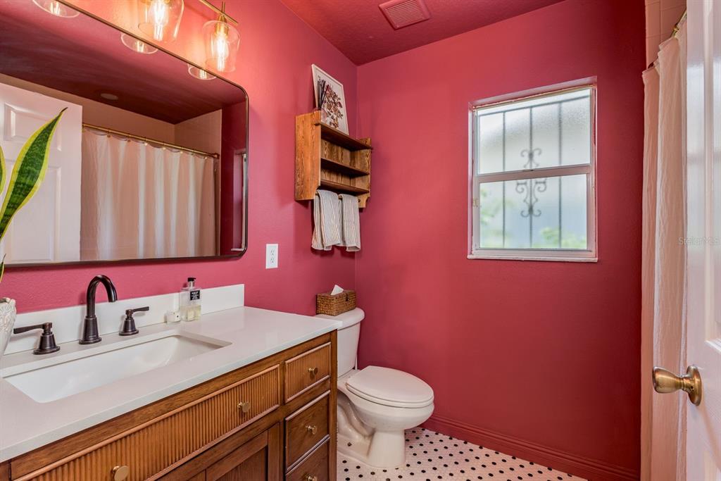 1925 West Chestnut Street Tampa, FL 33607 - Photo 18 of 30 Gallery Image 18