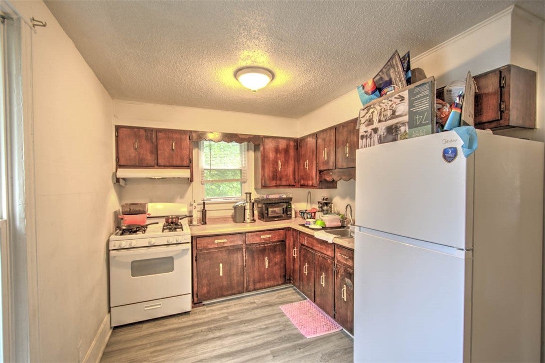 949 West Decatur Street Decatur, IL 62522 - Photo 8 of 17 Gallery Image 8