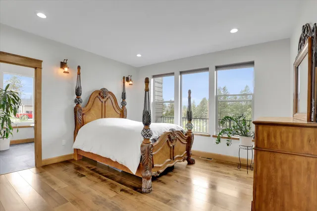 $849,500 | 39980 Lake Summit Drive, Loon Lake, WA 99148