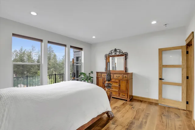 $849,500 | 39980 Lake Summit Drive, Loon Lake, WA 99148