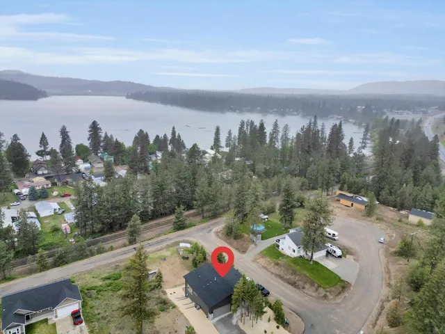 $849,500 | 39980 Lake Summit Drive, Loon Lake, WA 99148