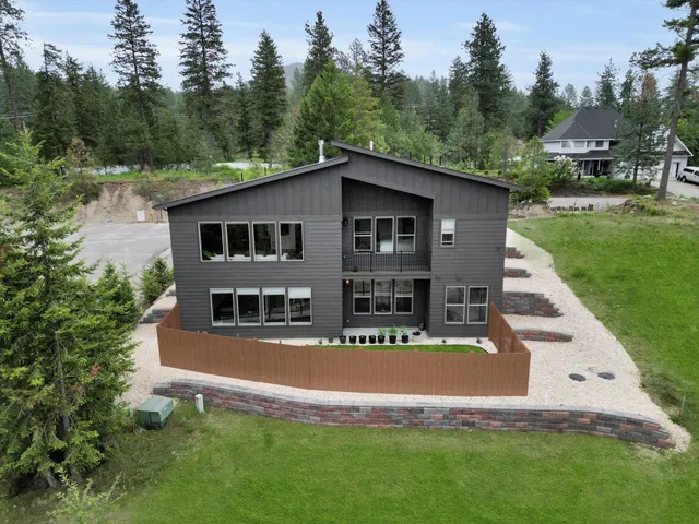 $849,500 | 39980 Lake Summit Drive, Loon Lake, WA 99148