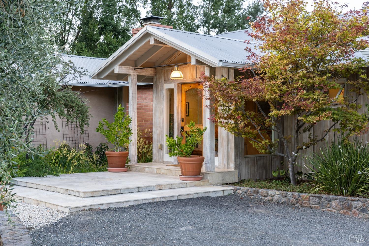 601 Rossi Road St. Helena, CA 94574 - Photo 3 of 48