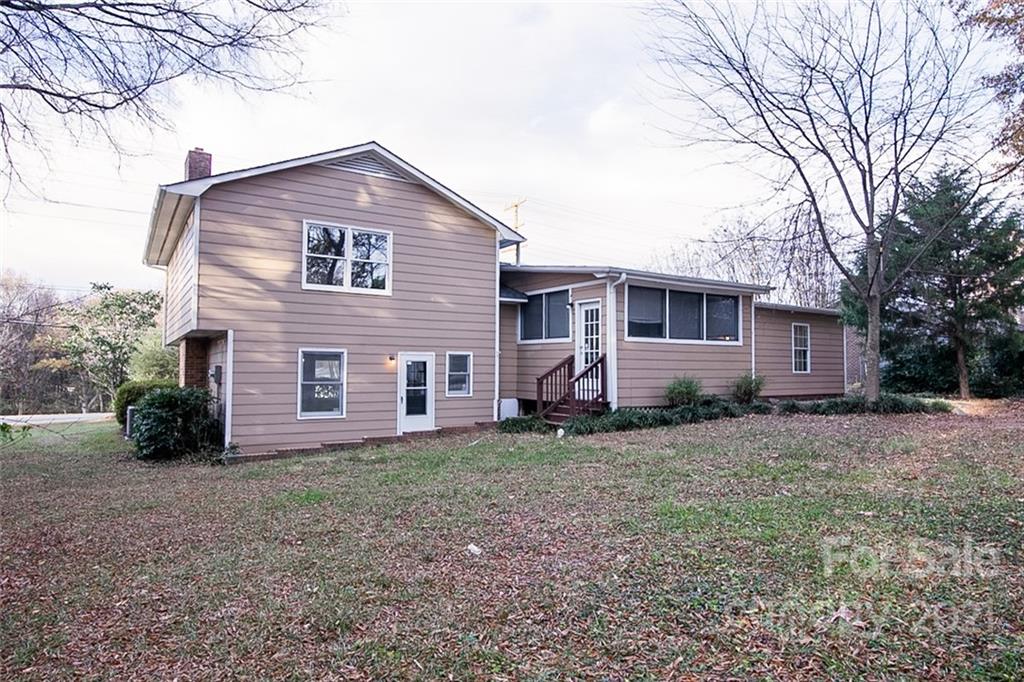 1103 Hensley Road Fort Mill, SC 29715 - Photo 16 of 18 Gallery Image 16