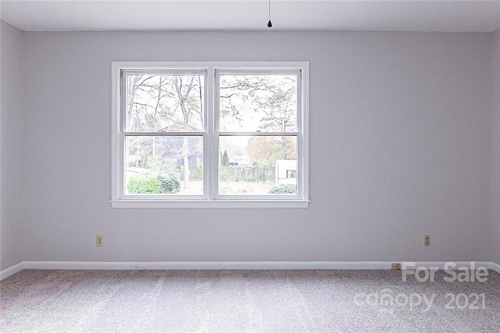 1103 Hensley Road Fort Mill, SC 29715 - Photo 9 of 18 Gallery Image 9