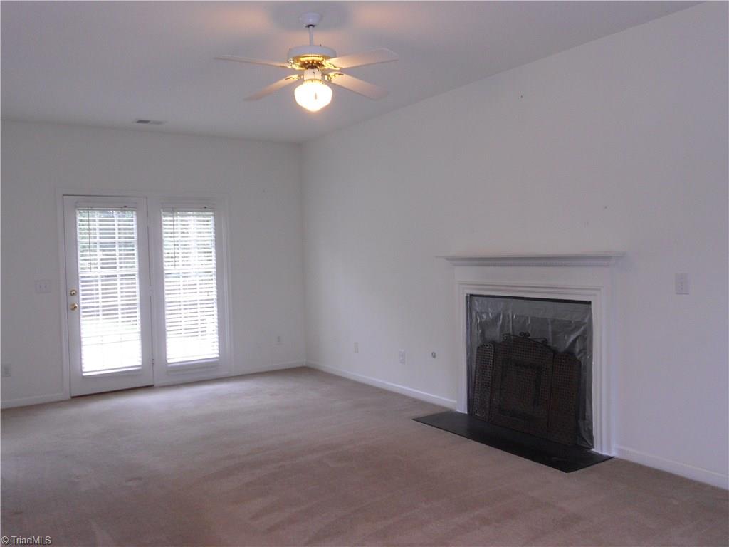 3632 Shadow Ridge Drive High Point, NC 27265 - Photo 5 of 15 Gallery Image 5