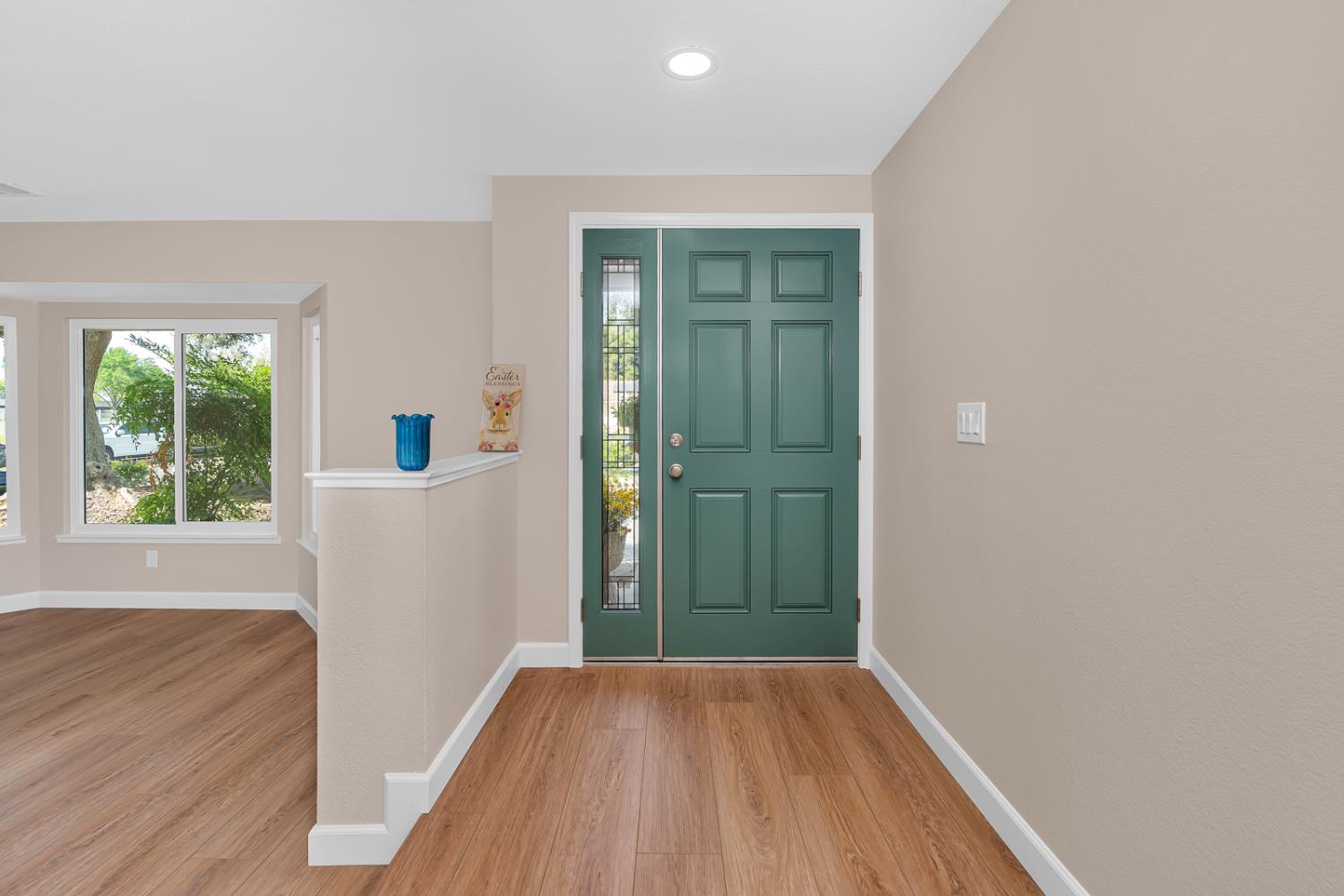 825 East Decatur Avenue Fresno, CA 93720 - Photo 5 of 42